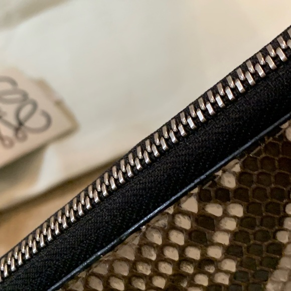 SOLD - Picture 4 of 9